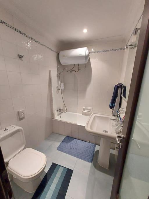 Two Bedroom Whole Close To The Sea Apartment *